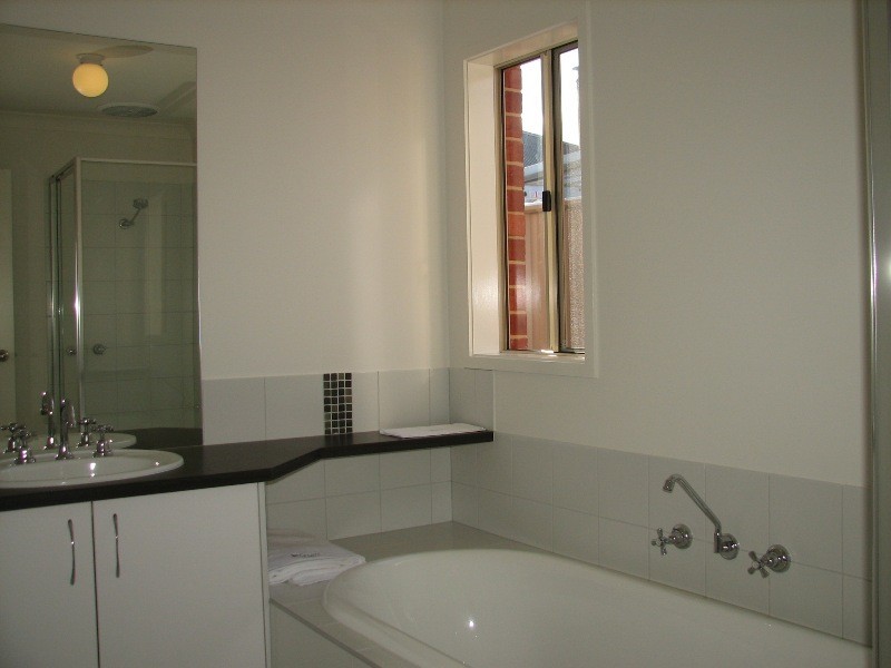 62 Hutton Street, Kyneton VIC 3444