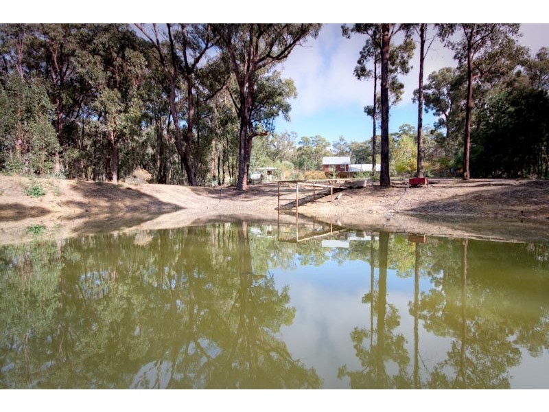39 William Track, Kyneton VIC 3444