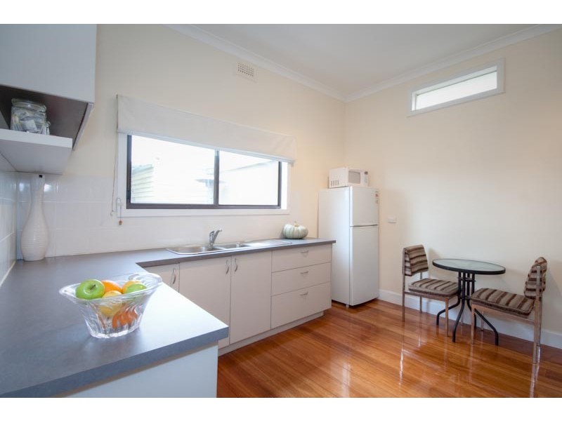 10 Yaldwyn Street East, Kyneton VIC 3444