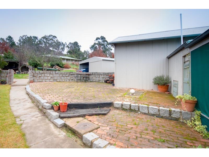 131-133 High Street, Taradale VIC 3447