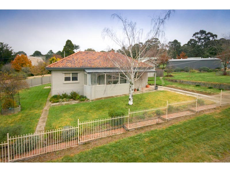 131-133 High Street, Taradale VIC 3447