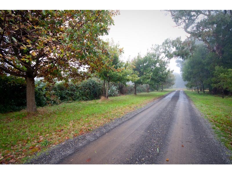 29 Knights Lane, Spring Hill VIC 3444