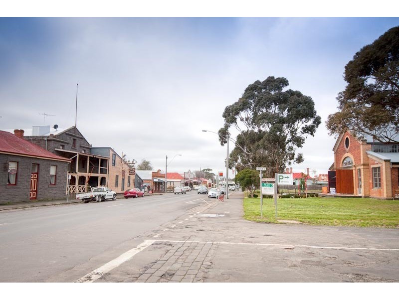 59 Ebden Street, Kyneton VIC 3444