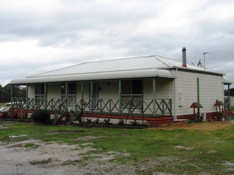 105 McAlpine Road, Taradale VIC 3447