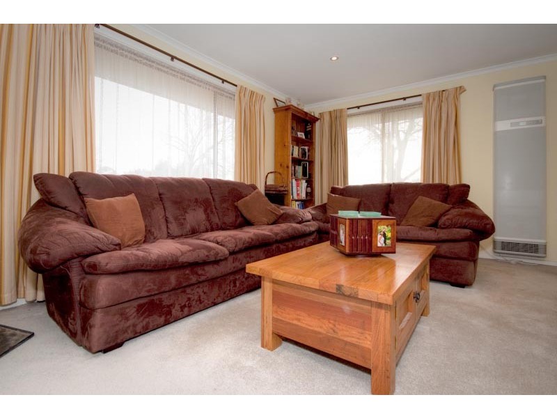 11 Beauchamp Street, Kyneton VIC 3444