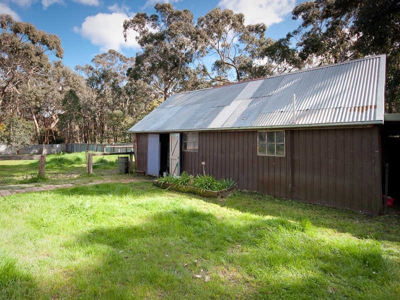 6 Bushmans Crescent, Drummond VIC 3461