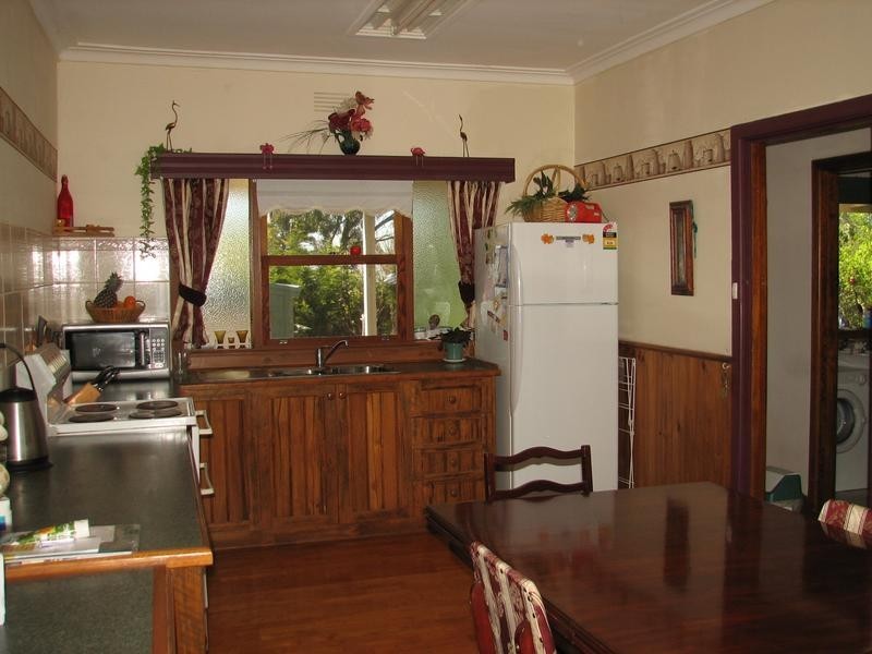 4 Drake Street, Malmsbury VIC 3446