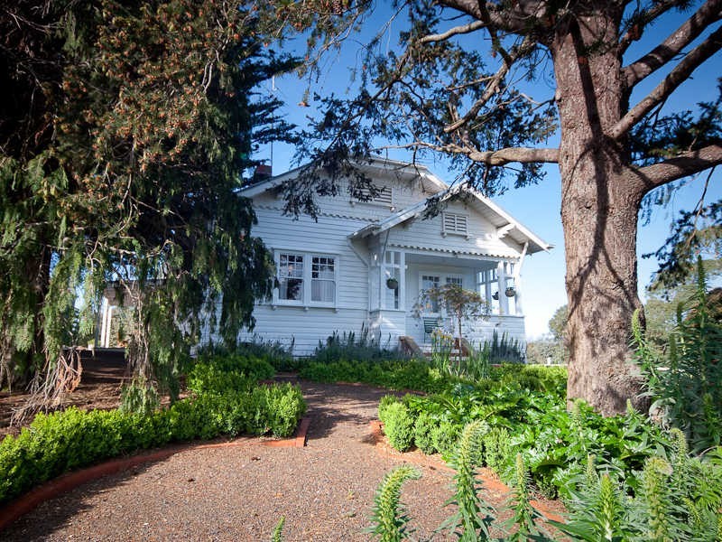 180 High Street, Kyneton VIC 3444