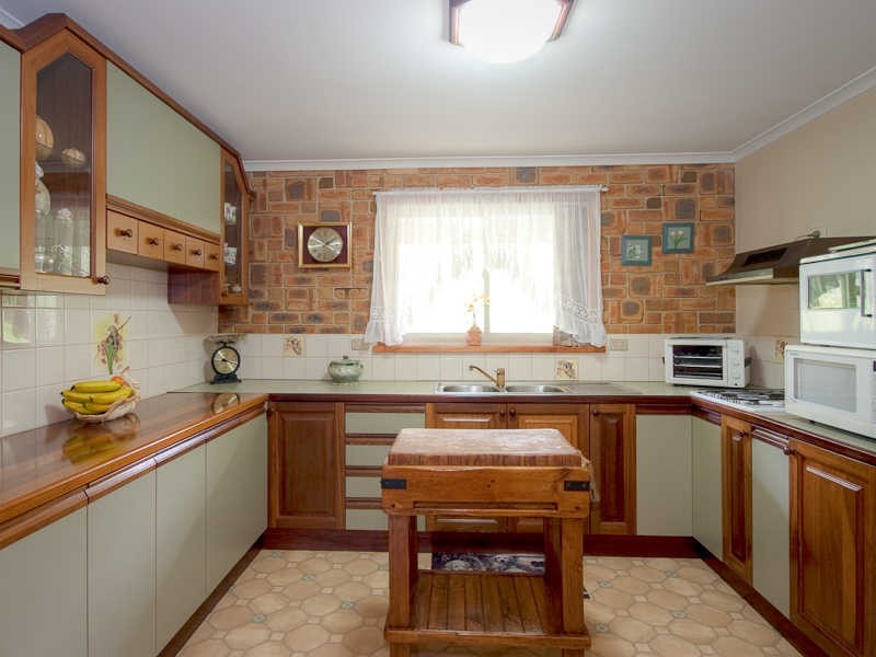 74 Kellett Road, Woodend VIC 3442