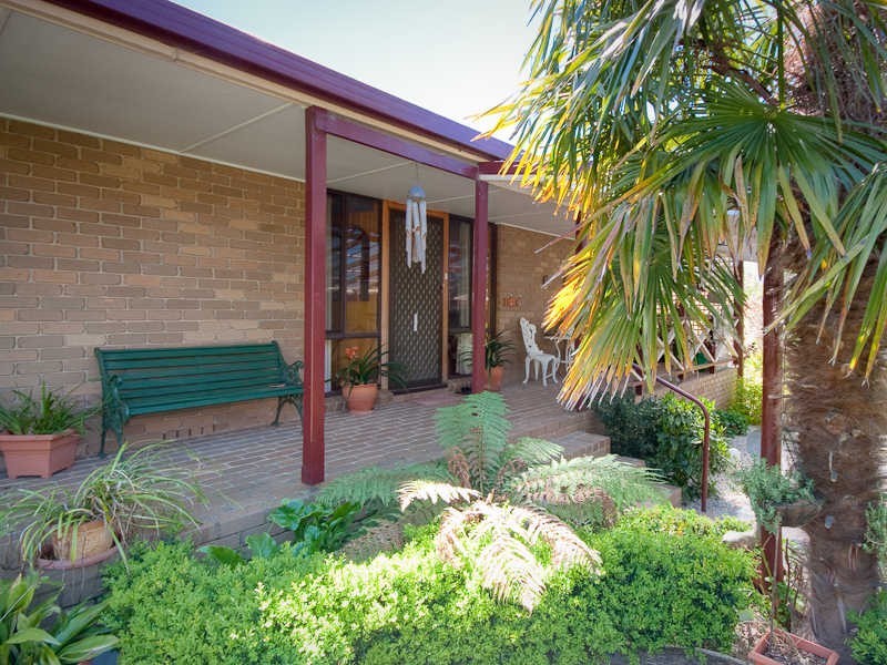 11 Campaspe Drive, Kyneton VIC 3444