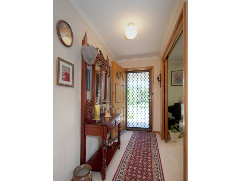11 Campaspe Drive, Kyneton VIC 3444