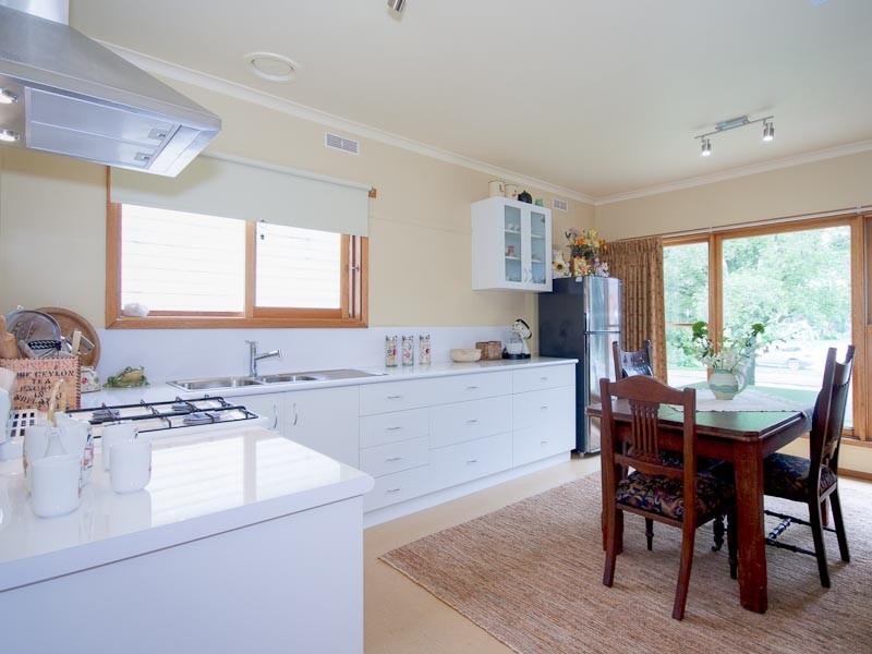 23 Hutton Street, Kyneton VIC 3444