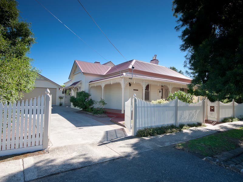 13 Bodkin Street, Kyneton VIC 3444