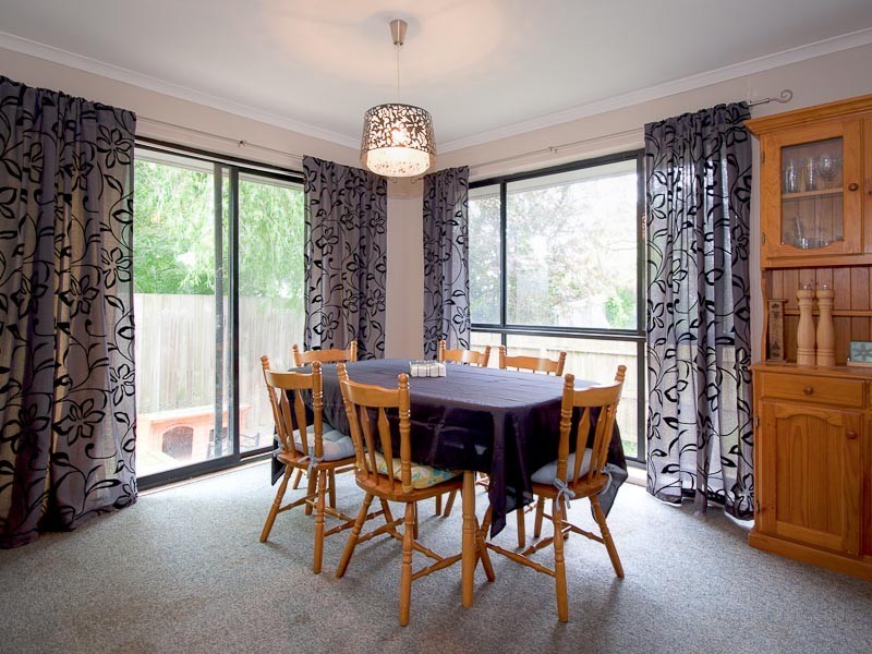 4/5 Bourke Street, Kyneton VIC 3444