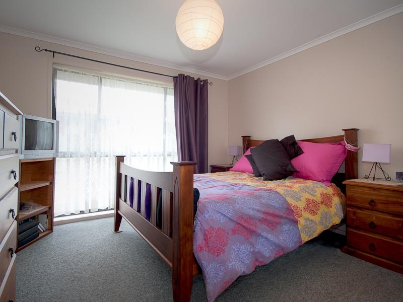 4/5 Bourke Street, Kyneton VIC 3444