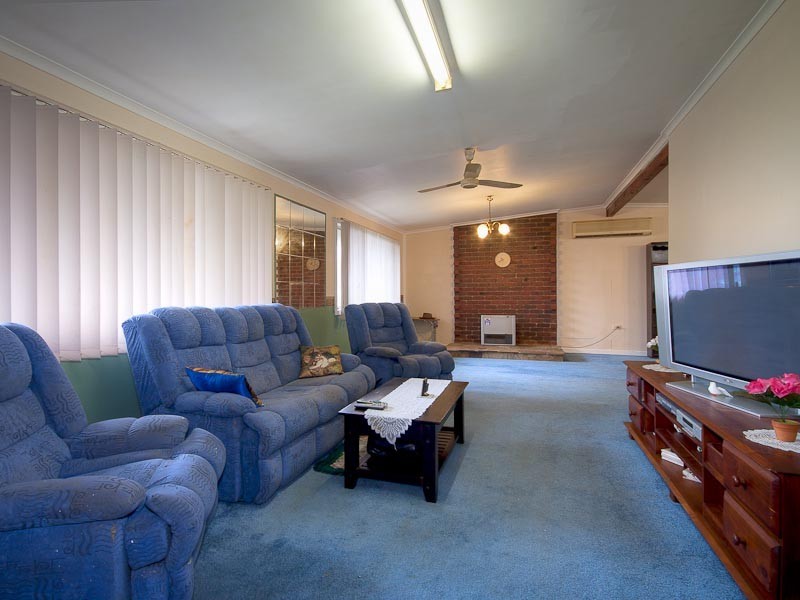 2 McCrae Street, Elphinstone VIC 3448