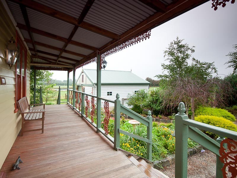 201 Lauriston Reservoir Road, Kyneton VIC 3444