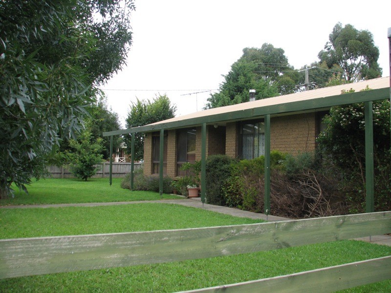 22 Manifold Road, Woodend VIC 3442