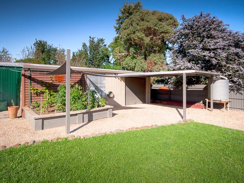 39 Yaldwyn Street West, Kyneton VIC 3444