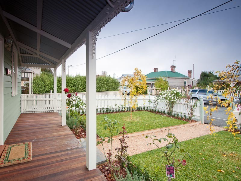 22 Lauriston Street, Kyneton VIC 3444