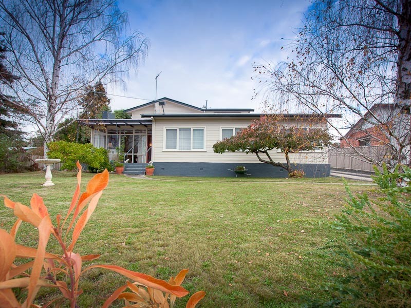 51 Simpson Street, Kyneton VIC 3444