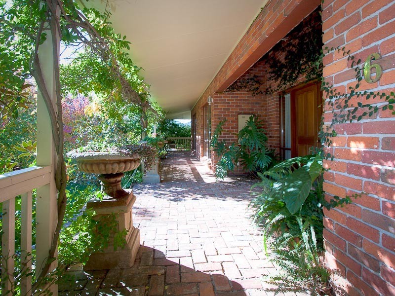 6 Tattersalls Drive, Kyneton VIC 3444