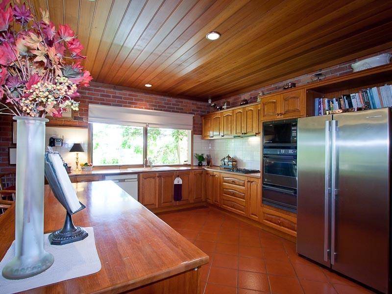 6 Tattersalls Drive, Kyneton VIC 3444