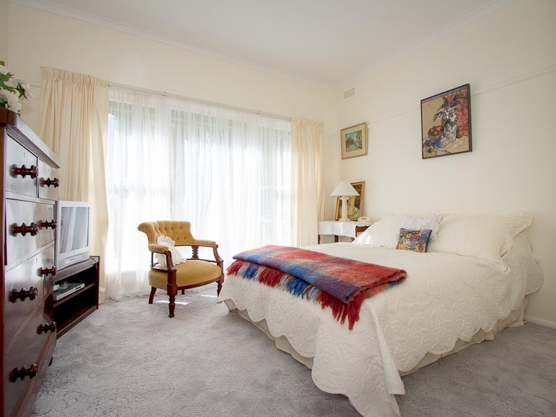10 Doveton Street, Elphinstone VIC 3448