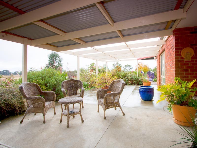 518 Edgecombe Road, Kyneton VIC 3444