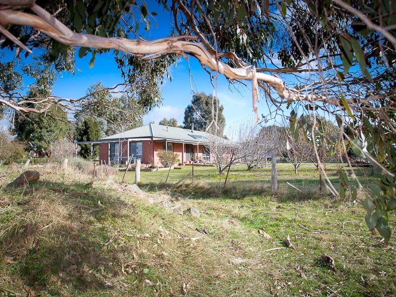 35 Alisons Road (Drummond via Kyneton), Kyneton VIC 3444