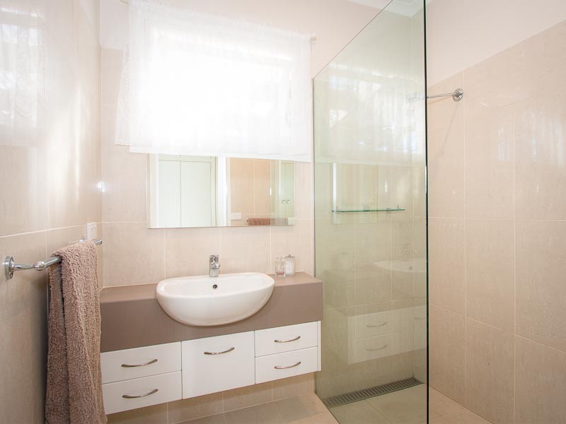10 Doveton Street, Elphinstone VIC 3448