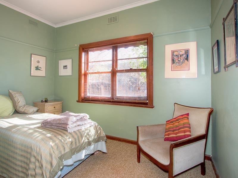 1 Warren Street, Kyneton VIC 3444