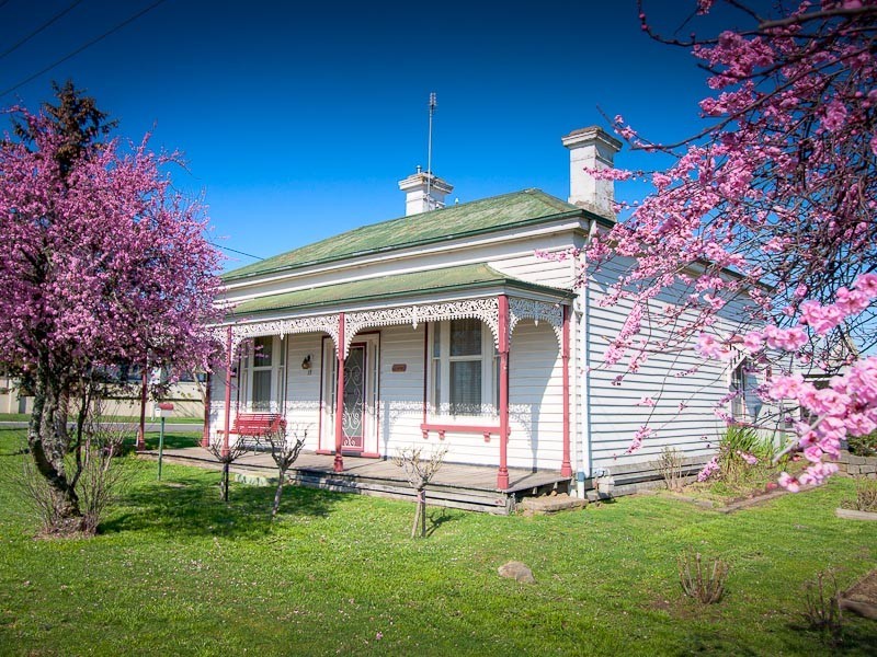 18 Orr Street, Kyneton VIC 3444