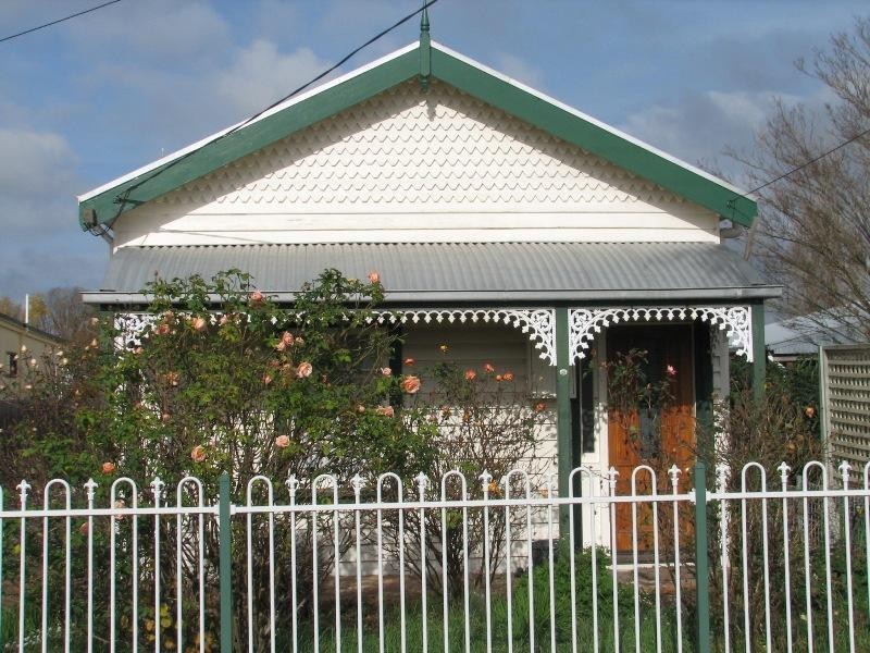 20 Bodkin Street, Kyneton VIC 3444