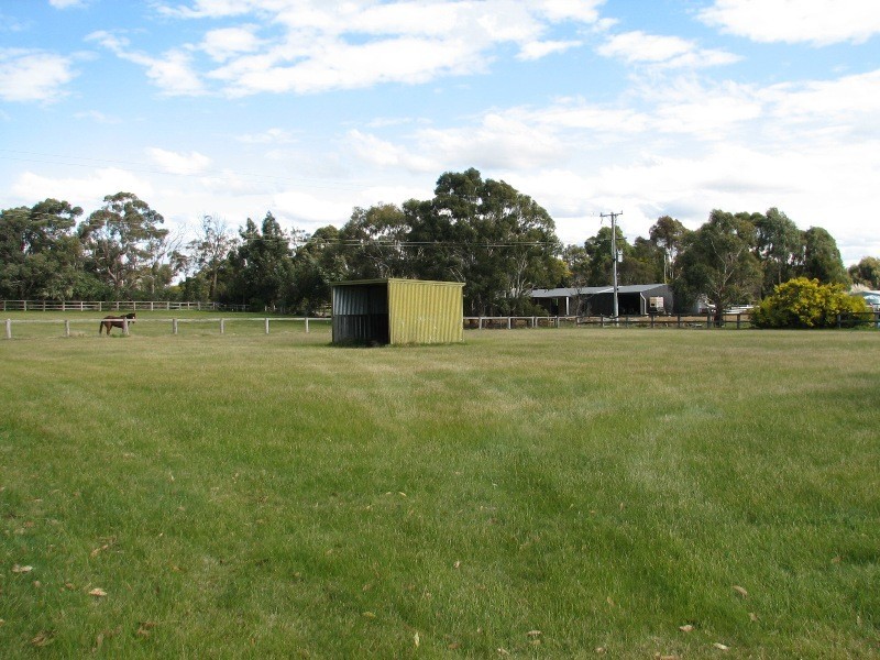 77 Verekers Lane, Kyneton VIC 3444