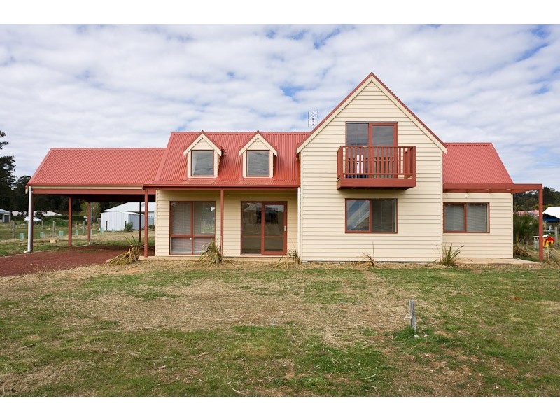 36 Walters Street, Trentham VIC 3458