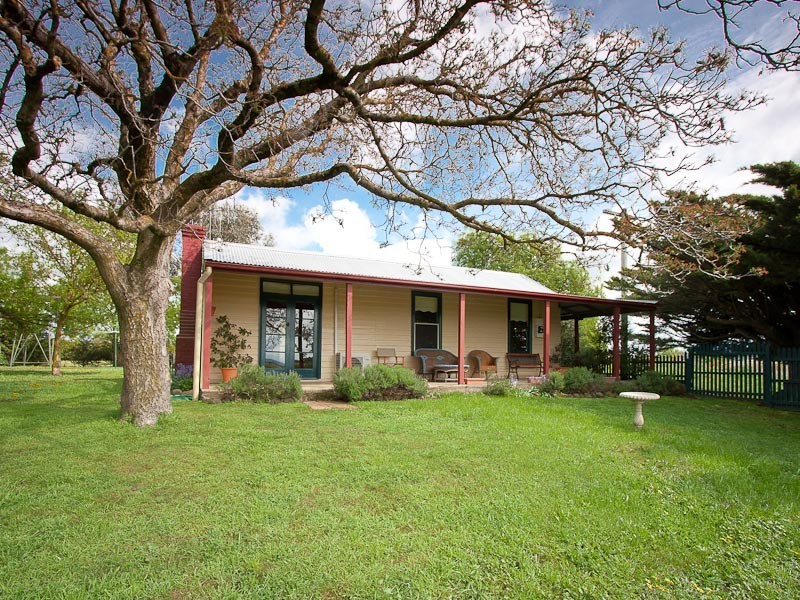 106 Deep Lead Lane, Kyneton VIC 3444