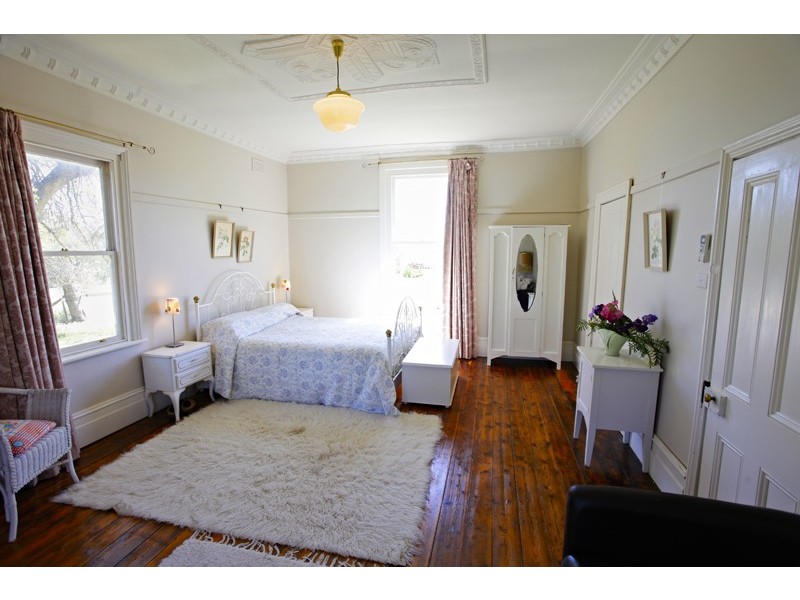 1 Station Street, Taradale VIC 3447