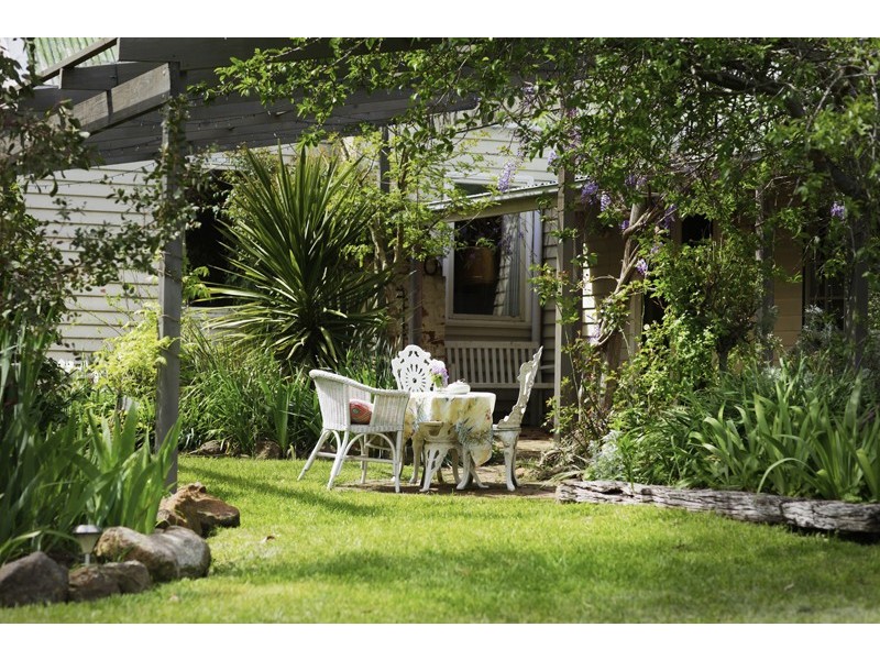 1 Station Street, Taradale VIC 3447