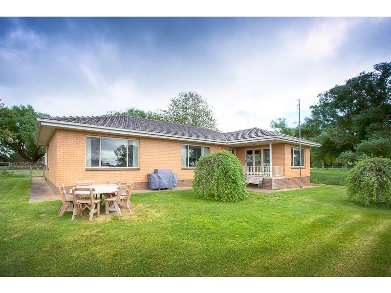 940 Kyneton-Metcalfe Road, Greenhill VIC 3444