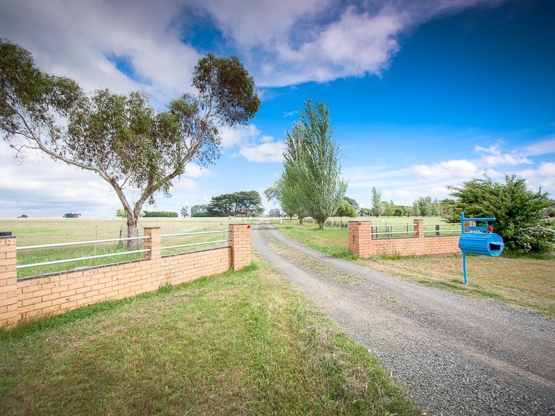 940 Kyneton-Metcalfe Road, Greenhill VIC 3444