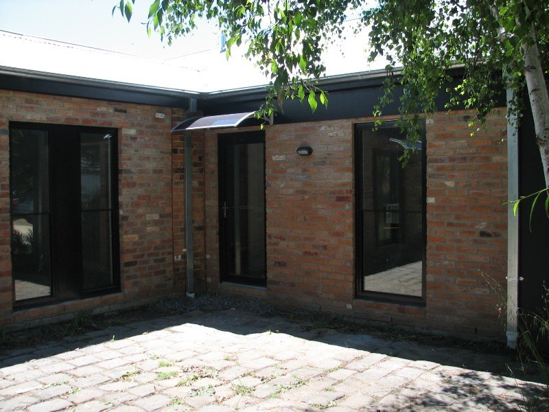 2/16 Piper Street, Kyneton VIC 3444