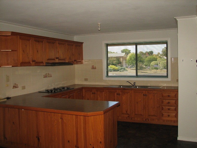 1 Frances Close, Kyneton VIC 3444