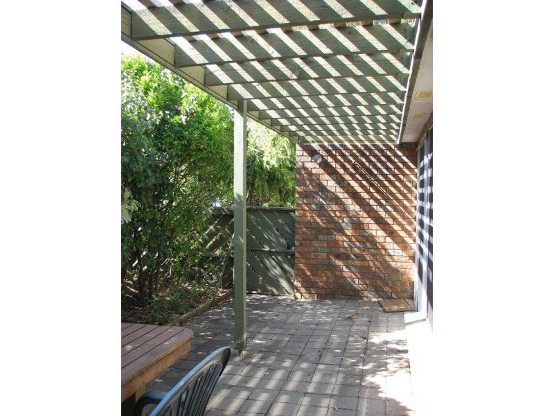 2/49 Ebden Street, Kyneton VIC 3444