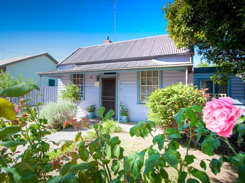 111 Piper Street, Kyneton VIC 3444