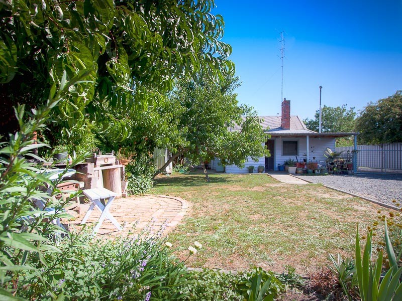 111 Piper Street, Kyneton VIC 3444