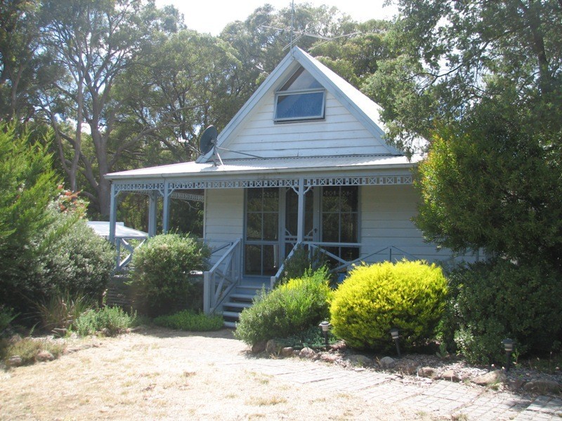 27 Deakin Court, Kyneton VIC 3444