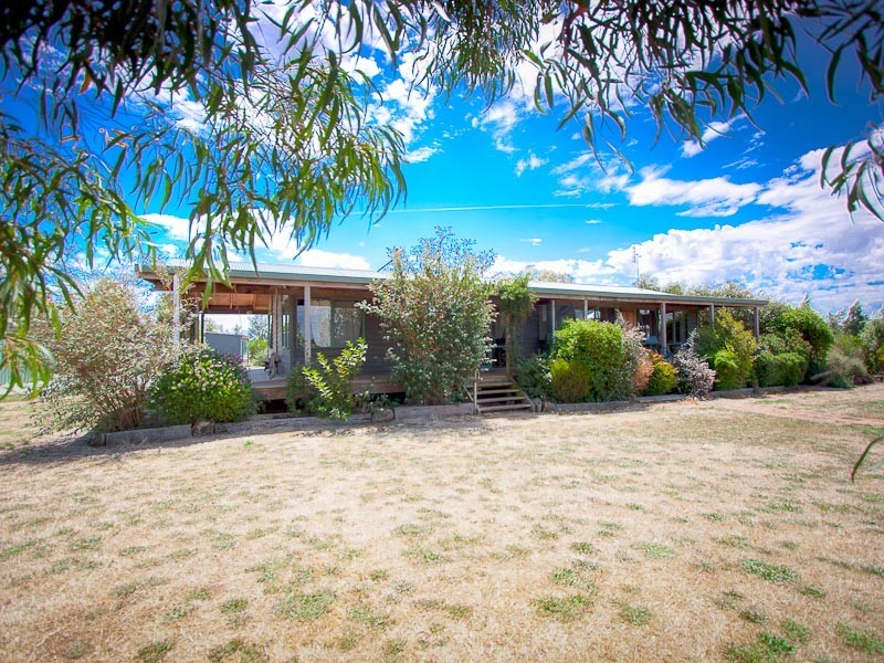 18 Harpers Lane, Kyneton VIC 3444