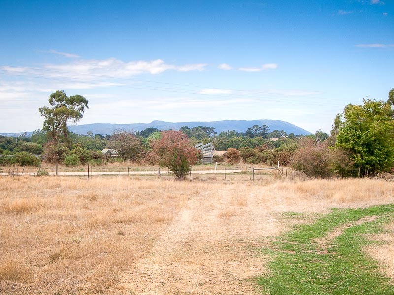 18 Harpers Lane, Kyneton VIC 3444