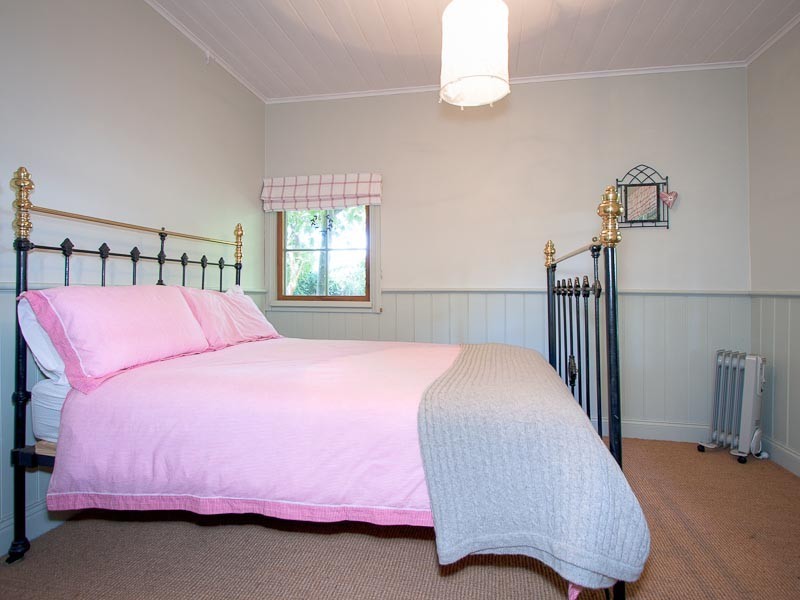 2 Church Lane, Trentham VIC 3458